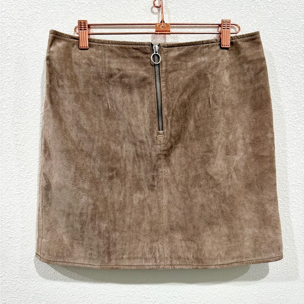 Blank NYC Suede Leather Mini Skirt Size 27 Brown Zip Front Boho Western Chic - Picture 2 of 9